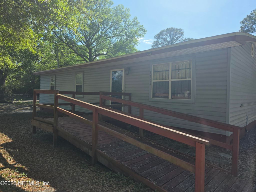 5704 XAVIER Road, Jacksonville, FL 32209