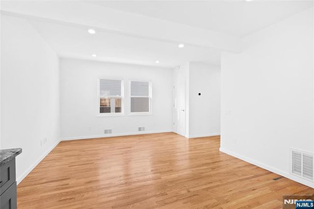 43 Howe Avenue 1, Montclair, NJ 07042