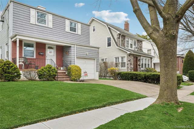 25 Adelaide Street, Floral Park, NY 11001