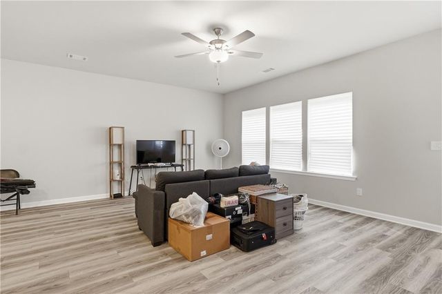 3939 Hidden River Lane, Oakwood, GA 30566