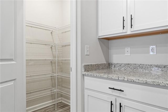 3939 Hidden River Lane, Oakwood, GA 30566