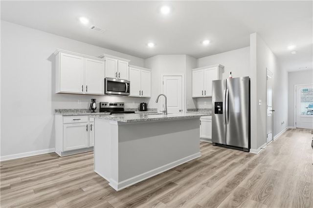 3939 Hidden River Lane, Oakwood, GA 30566