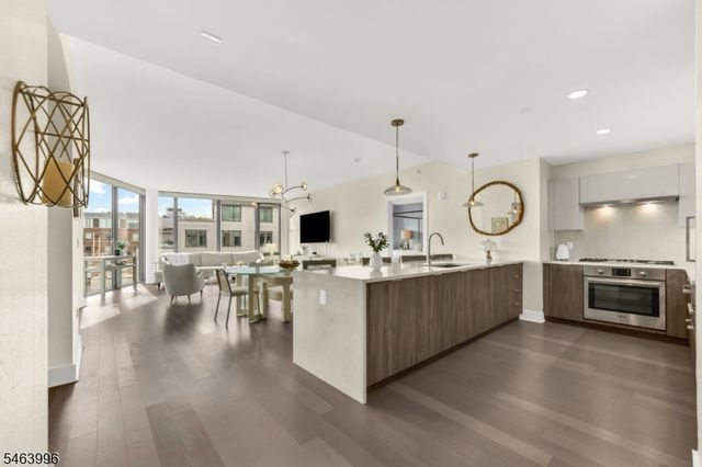 9 Ave At Port Imperial 1009, West New York Town, NJ 07093