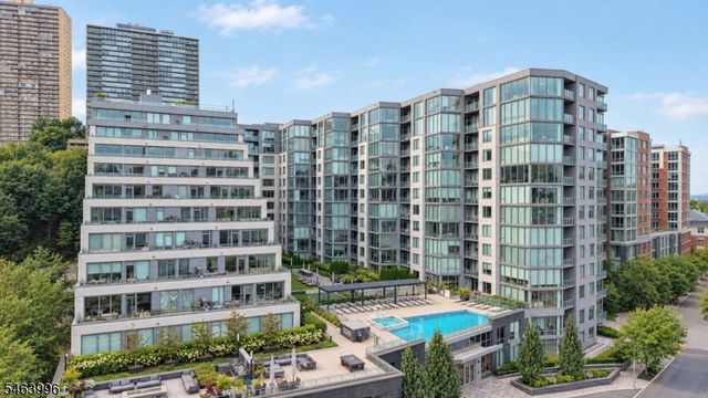 9 Ave At Port Imperial 1009, West New York Town, NJ 07093