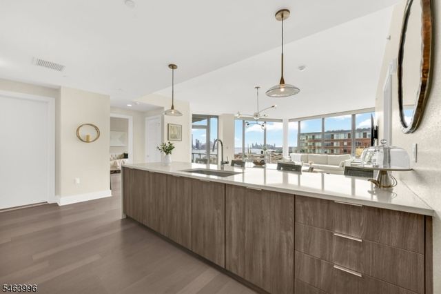 9 Ave At Port Imperial 1009, West New York Town, NJ 07093