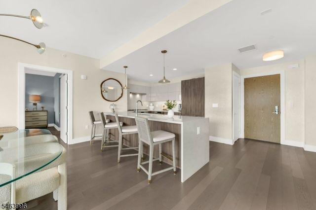 9 Ave At Port Imperial 1009, West New York Town, NJ 07093