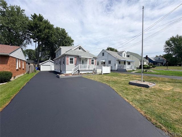 2650 Ferndale Avenue, Hamburg, NY 14075