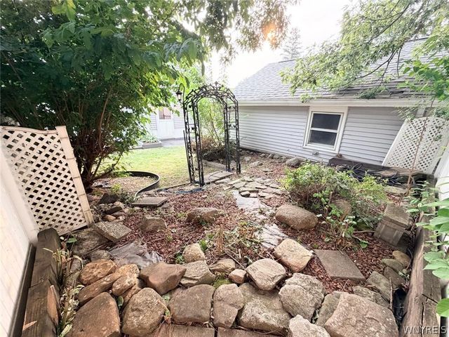 2650 Ferndale Avenue, Hamburg, NY 14075