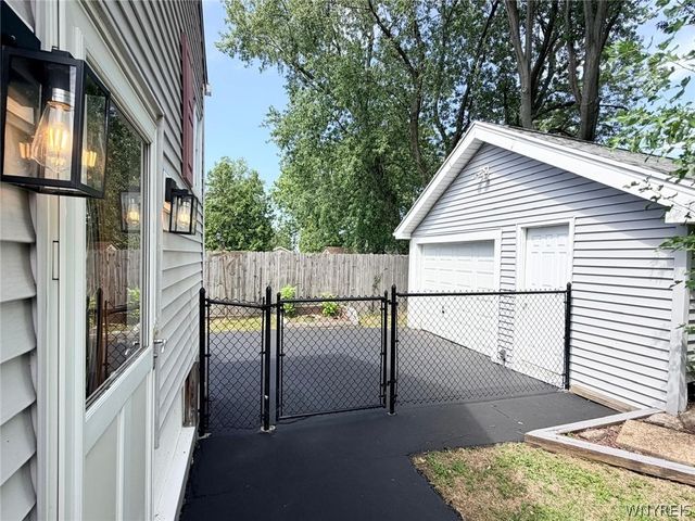 2650 Ferndale Avenue, Hamburg, NY 14075