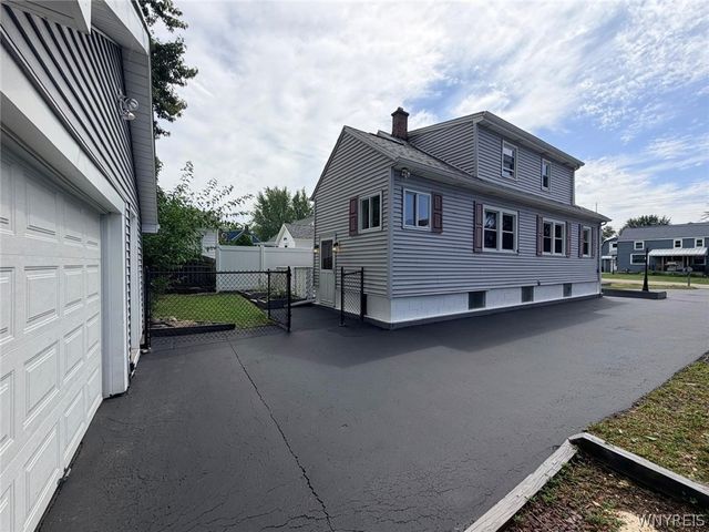 2650 Ferndale Avenue, Hamburg, NY 14075