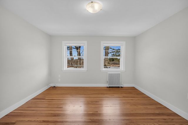 70 Spruce St 70, Acton, MA 01720