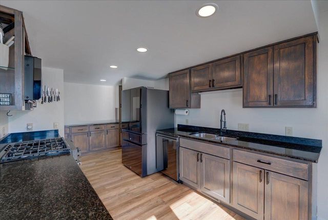 W2140 Behnke Road, Brooklyn, WI 53521