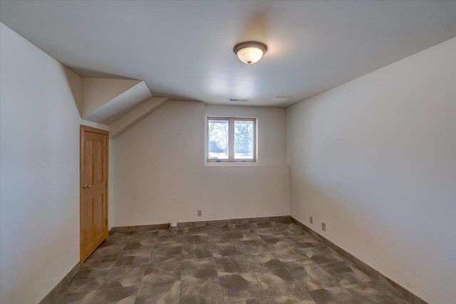 W2140 Behnke Road, Brooklyn, WI 53521