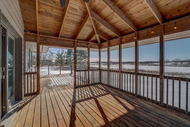 W2140 Behnke Road, Brooklyn, WI 53521