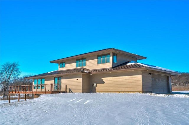 W2140 Behnke Road, Brooklyn, WI 53521