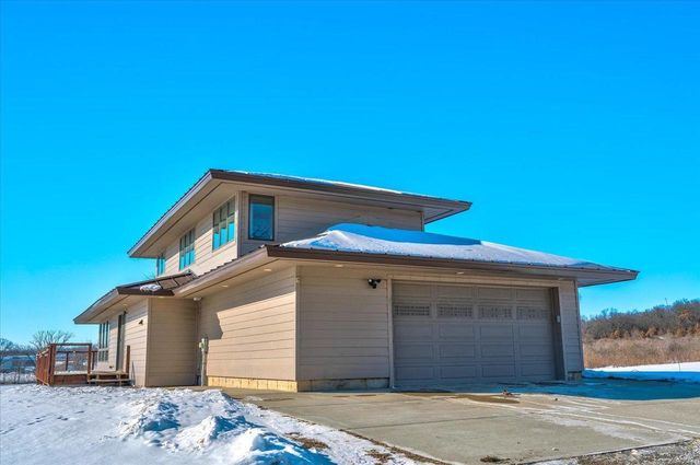 W2140 Behnke Road, Brooklyn, WI 53521