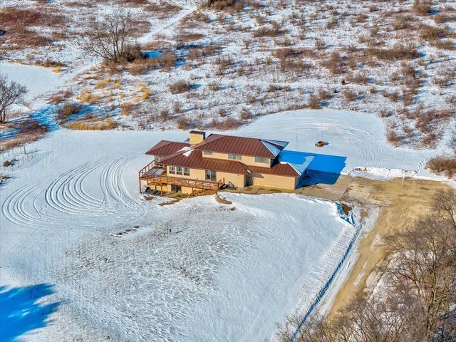W2140 Behnke Road, Brooklyn, WI 53521
