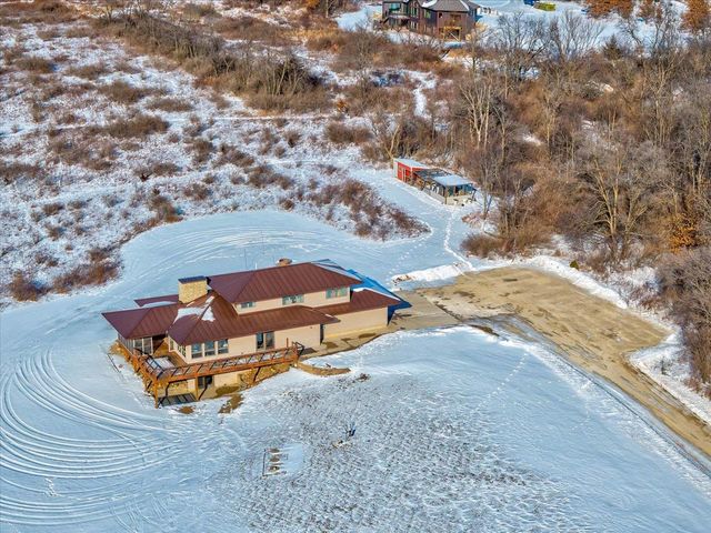 W2140 Behnke Road, Brooklyn, WI 53521