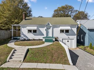 1612 S Main St, Columbia, TN 38401