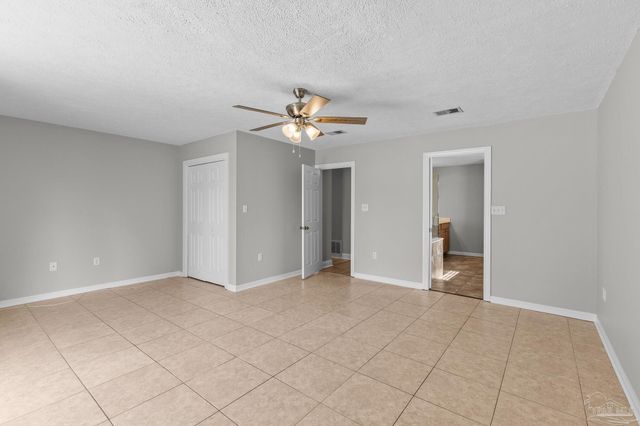 2966 Duke Dr, Gulf Breeze, FL 32563