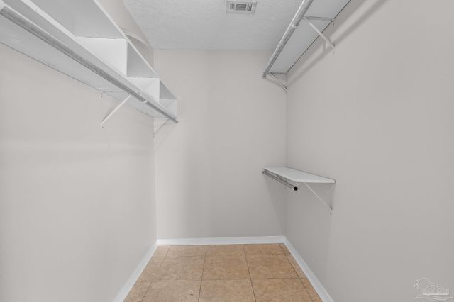 2966 Duke Dr, Gulf Breeze, FL 32563