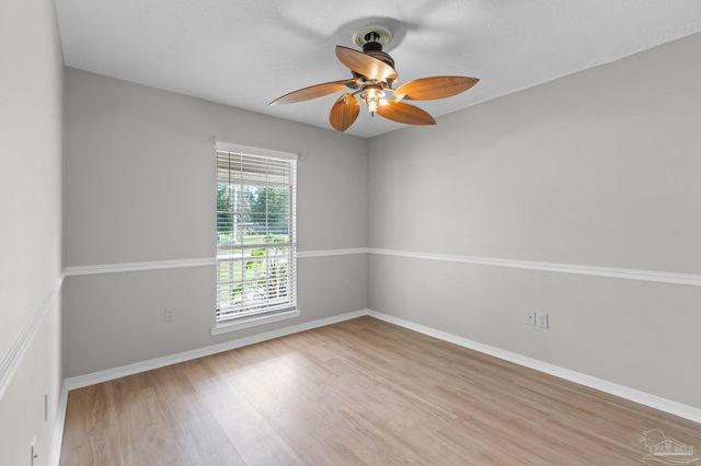 2966 Duke Dr, Gulf Breeze, FL 32563