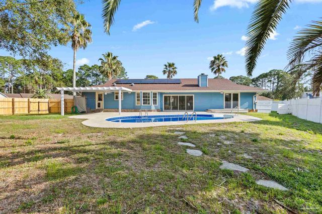 2966 Duke Dr, Gulf Breeze, FL 32563