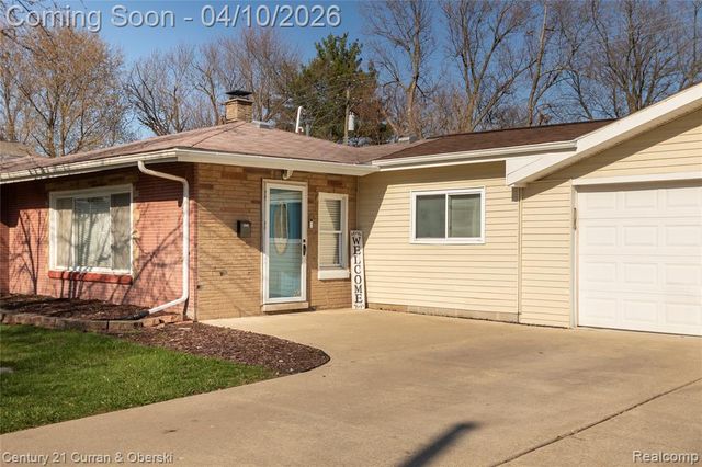 4145 Parker Street, Dearborn Heights, MI 48125