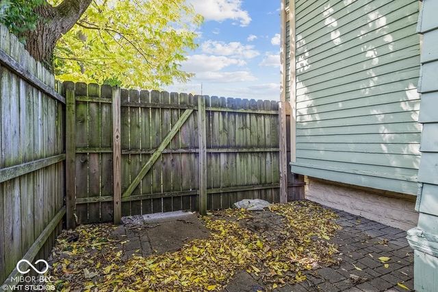 537 E 33rd Street, Indianapolis, IN 46205