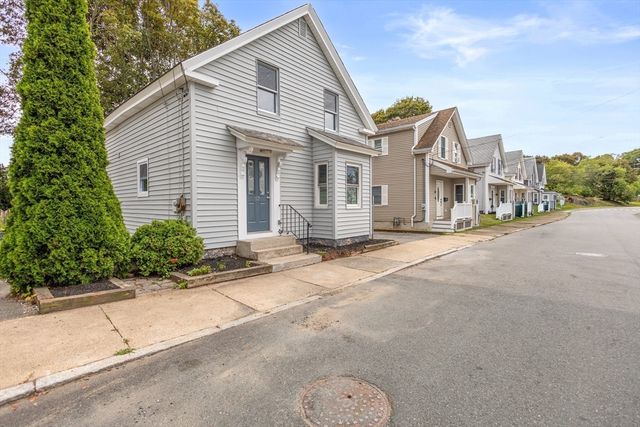 57 Ord St, Salem, MA 01970