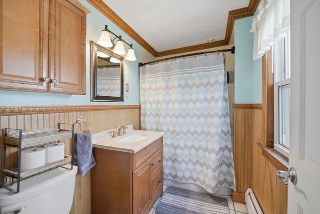 59 Woodmont St, West Springfield, MA 01089