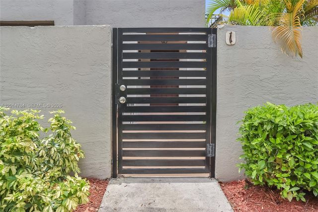 10425 SW 154th Ct 1, Miami, FL 33196