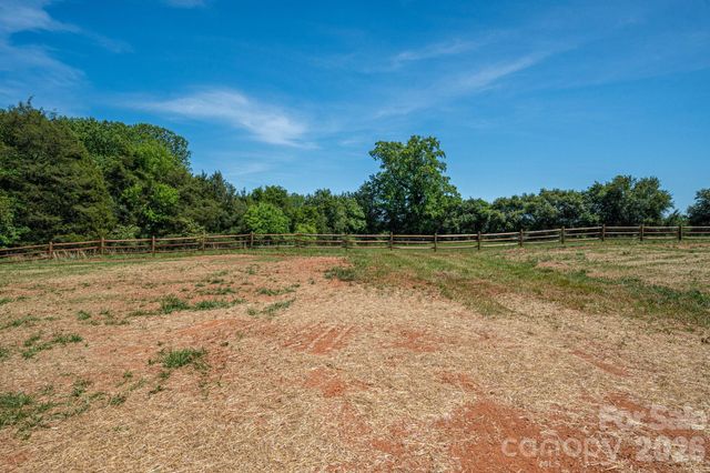 1337 Zeb Haynes Road, Maiden, NC 28650