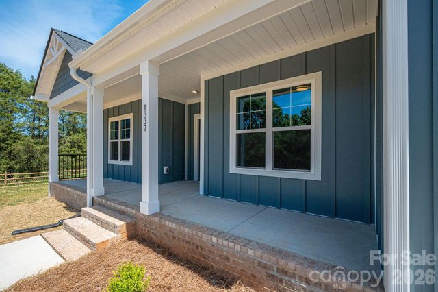 1337 Zeb Haynes Road, Maiden, NC 28650