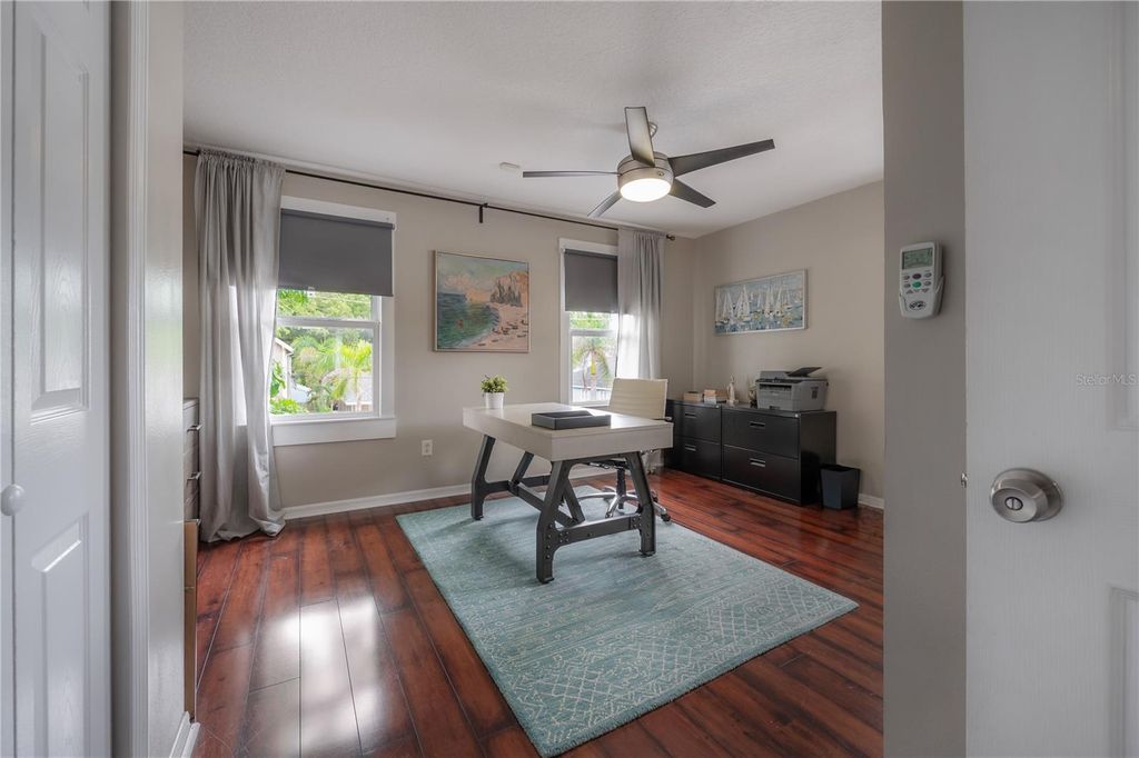 Image 16 of property listing at 412 E AMELIA AVENUE, Tampa, FL 33602