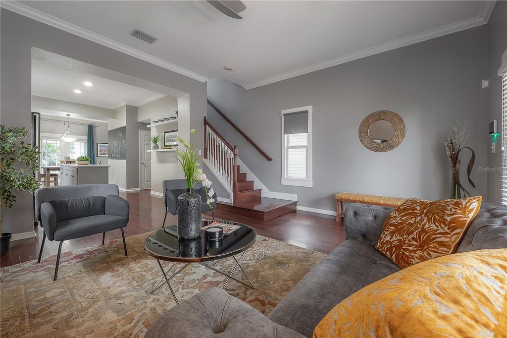 Image 5 of property listing at 412 E AMELIA AVENUE, Tampa, FL 33602