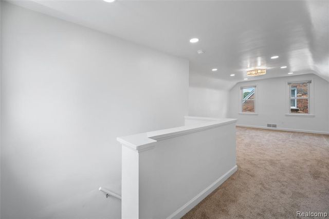 2604 Venice Street, Dearborn, MI 48124