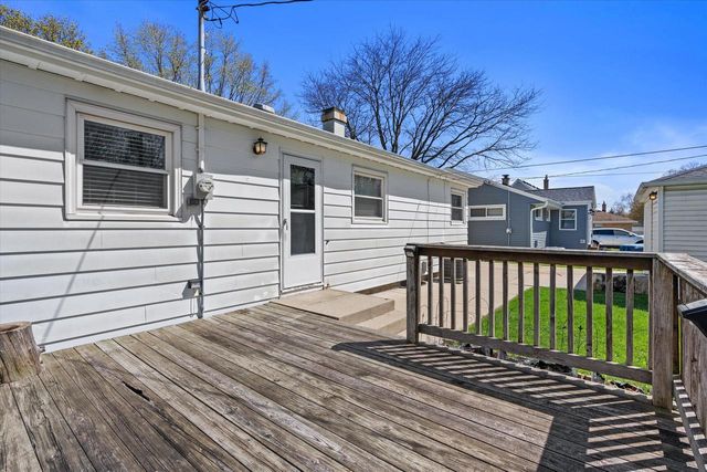 2951 S 101st STREET, West Allis, WI 53227