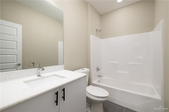 11006 N 33rd Lane 3, Mcallen, TX 78504