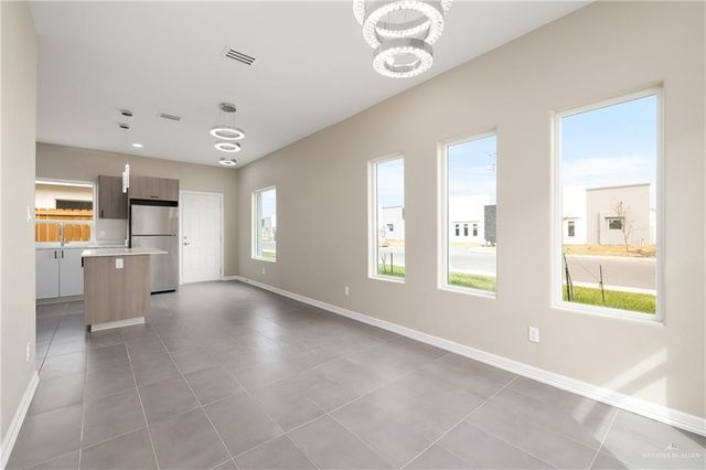 11006 N 33rd Lane 3, Mcallen, TX 78504