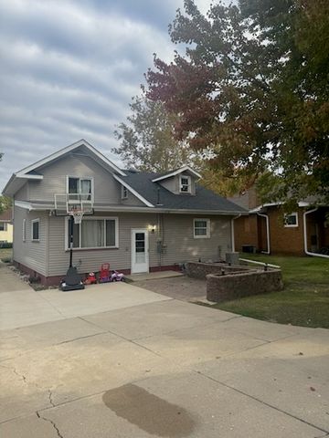 405 W Cleveland Street, Spring Valley, IL 61362