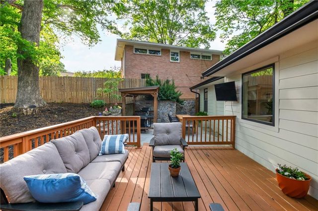 1461 Lively Ridge Road NE, Atlanta, GA 30329