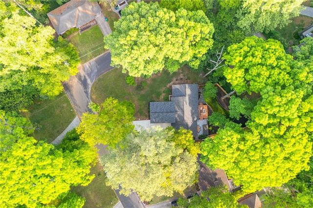 1461 Lively Ridge Road NE, Atlanta, GA 30329