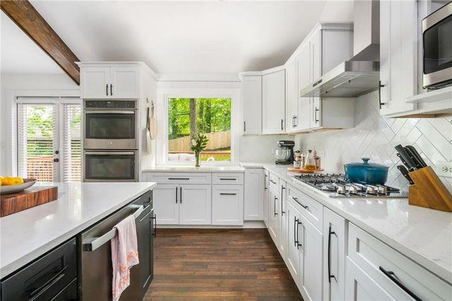 1461 Lively Ridge Road NE, Atlanta, GA 30329
