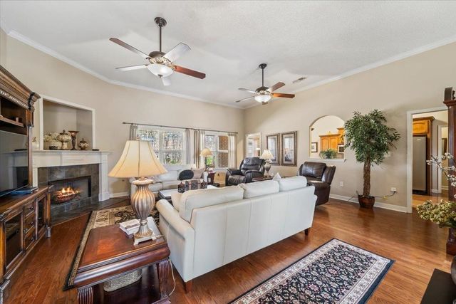 8268 BARTLETT GAP DR, Bartlett, TN 38133