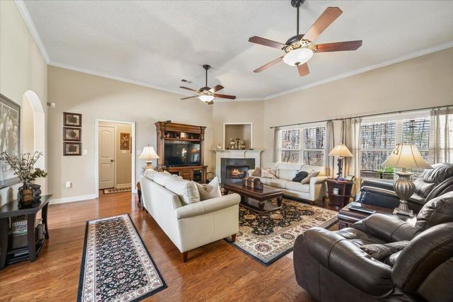 8268 BARTLETT GAP DR, Bartlett, TN 38133