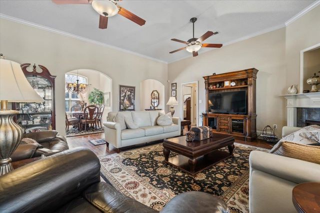 8268 BARTLETT GAP DR, Bartlett, TN 38133