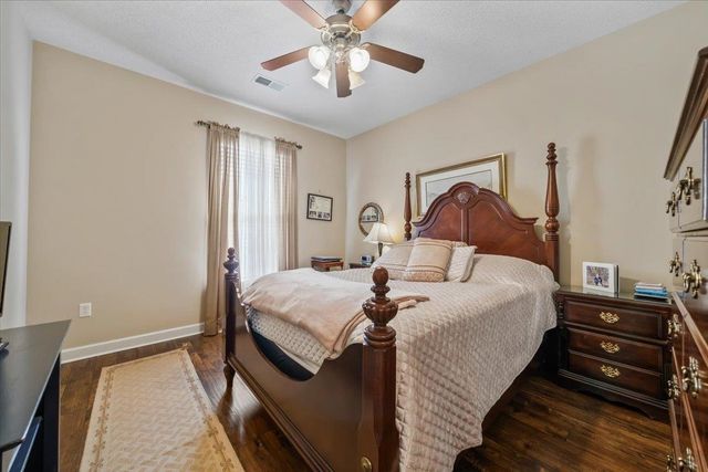 8268 BARTLETT GAP DR, Bartlett, TN 38133