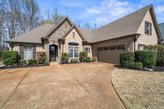 8268 BARTLETT GAP DR, Bartlett, TN 38133