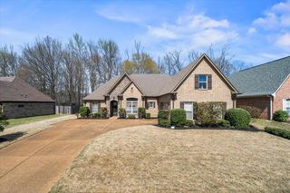 8268 BARTLETT GAP DR, Bartlett, TN 38133